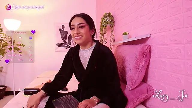 Lucy joi online show from 02/26/26, 11:59