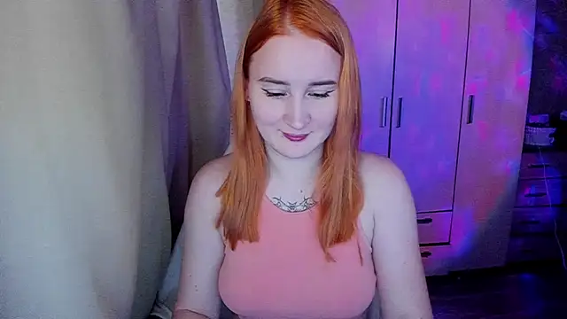 Snapshot of KeiraNight chatting on 05/01/26, 04:06 KeiraNight online show from 05/01/26, 04:06
