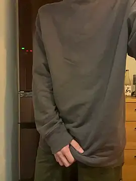 saku chan live online show from 03/13/26, 04:46