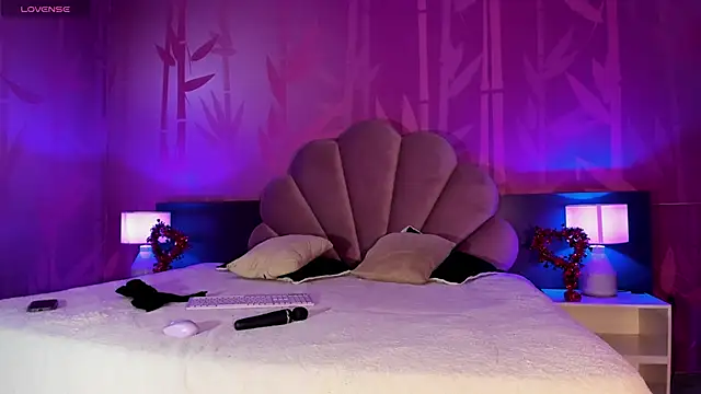 sabrinamilani online show from 02/14/25, 03:11