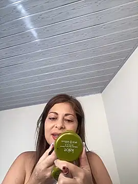 Snapshot of Anto_Naranjo chatting on 12/14/24, 01:16 Anto Naranjo online show from 12/14/24, 01:16