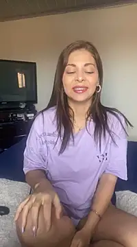 Snapshot of Anto_Naranjo chatting on 01/06/25, 01:19 Anto Naranjo online show from 01/06/25, 01:19