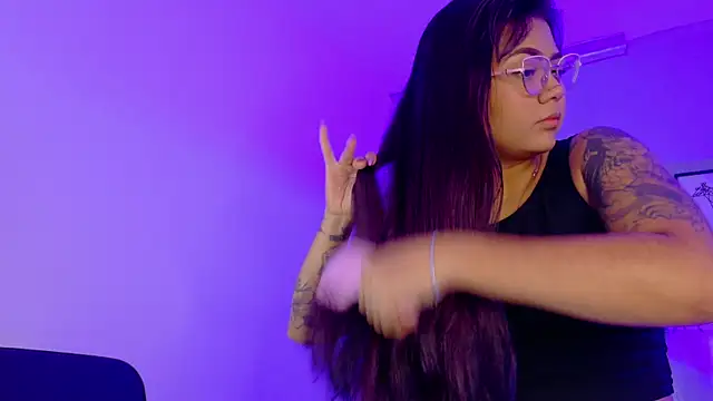 alaia-rogers online show from 11/28/25, 11:35