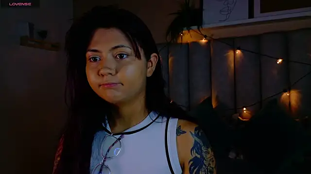 alaia-rogers online show from 12/17/25, 11:49