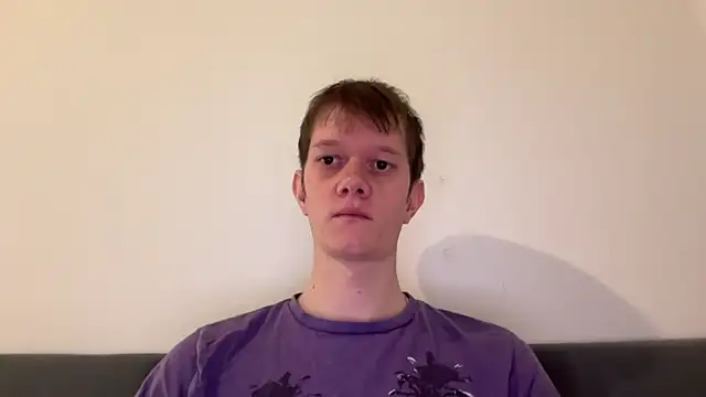 Snapshot of Cube933 chatting on 10/30/25, 03:13 Cube933 online show from 10/30/25, 03:13