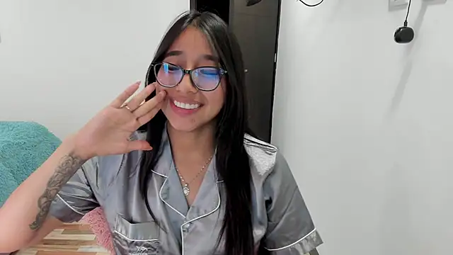 isa bellaa0 online show from 02/19/25, 01:51