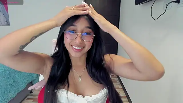 isa bellaa0 online show from 03/07/25, 01:09