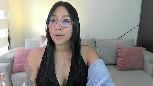 isa bellaa0 online show from 12/04/25, 11:52