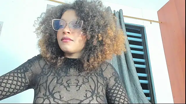 Ada gales  online show from 11/07/25, 04:34