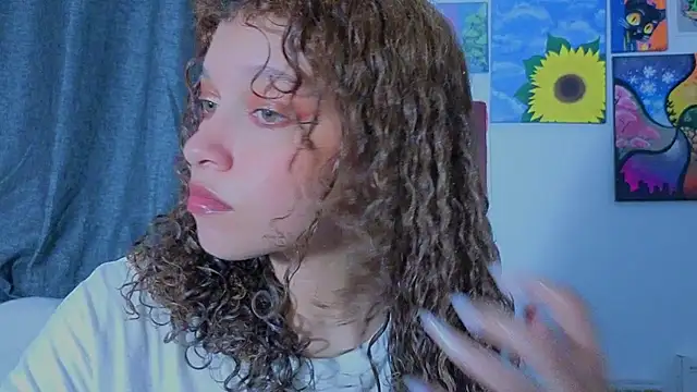 Ada gales  online show from 04/16/26, 05:08