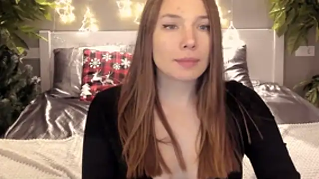 IceDanielles online show from 12/18/25, 01:28