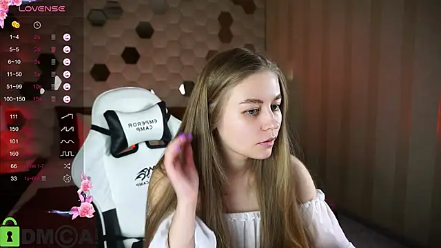 Polumna cute online show from 02/20/25, 02:13