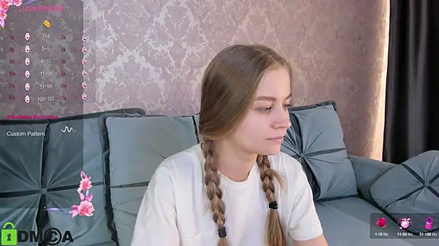 Polumna cute online show from 03/12/25, 11:53