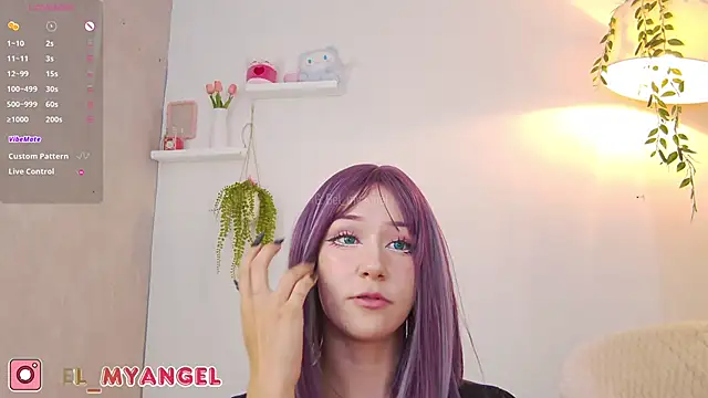 Snapshot of Bella-Franco chatting on 03/13/25, 06:34 Bella-Franco online show from 03/13/25, 06:34