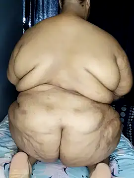 fatafricanqueen online show from 01/03/25, 11:35