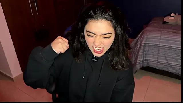 Ales Kitten online show from 02/13/25, 04:54