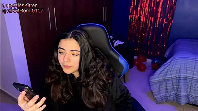 Ales Kitten online show from 02/18/25, 04:48