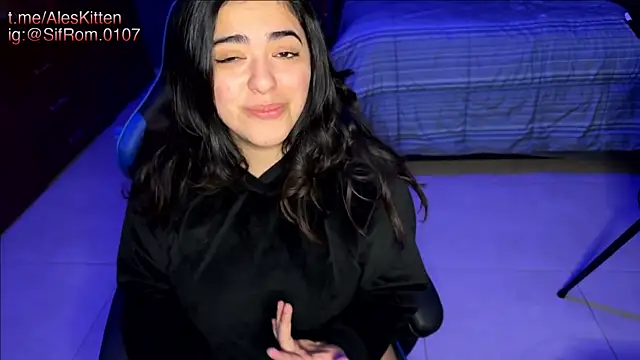 Ales Kitten online show from 02/18/25, 07:09