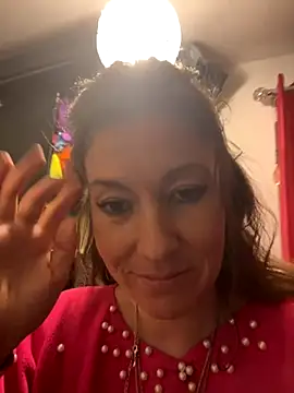 Lwhite1 online show from 11/12/25, 04:40