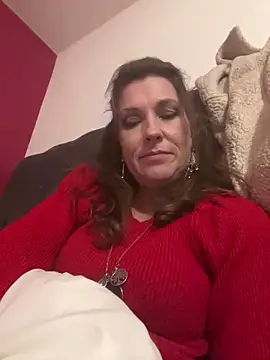 Lwhite1 online show from 12/23/25, 01:03