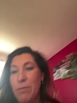 Lwhite1 online show from 04/09/26, 04:23