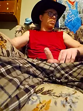 Snapshot of REDHAMMER_ chatting on 02/20/25, 12:41 REDHAMMER  online show from 02/20/25, 12:41