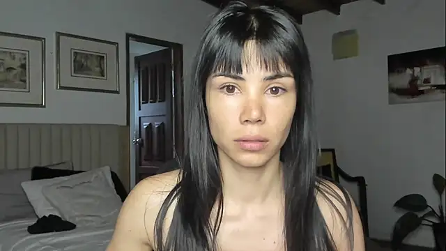 AnaHenao online show from 02/12/26, 12:11