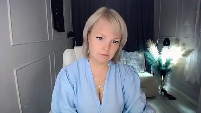 Juarnea online show from 09/11/25, 12:49