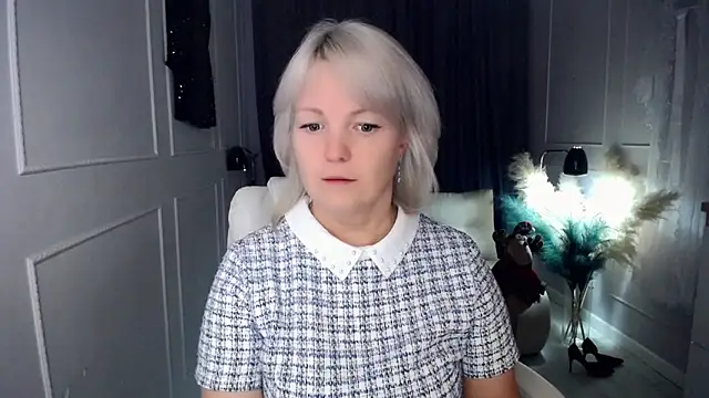 Juarnea online show from 12/03/25, 08:12