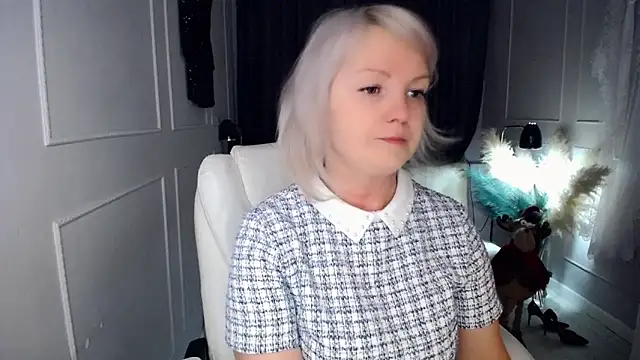 Juarnea online show from 01/18/26, 11:47