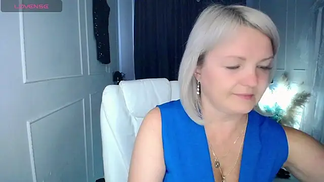 Juarnea online show from 03/23/26, 12:09