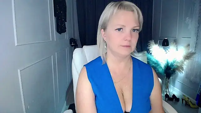 Snapshot of Juarnea chatting on 04/27/26, 10:46 Juarnea online show from 04/27/26, 10:46