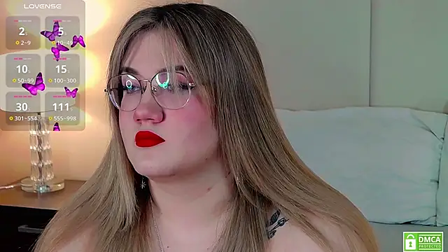 Nancy Mooree online show from 09/11/25, 01:00