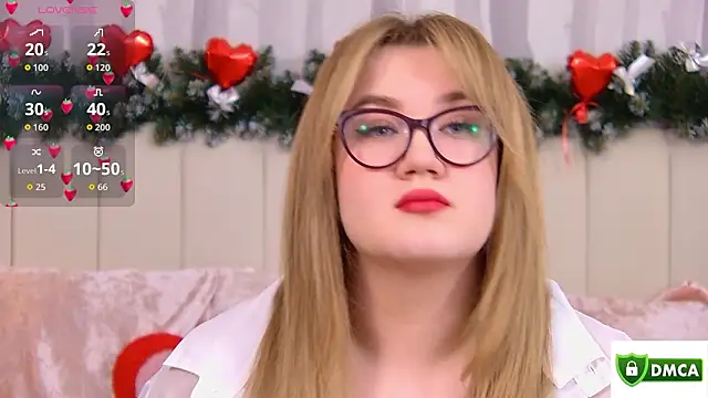 Snapshot of Nancy_Mooree chatting on 02/28/26, 01:12 Nancy Mooree online show from 02/28/26, 01:12