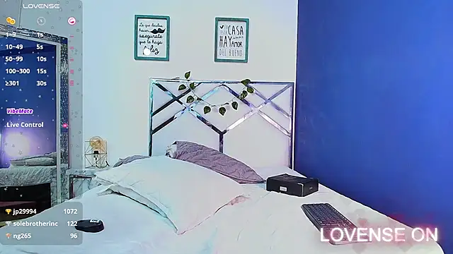 littleebonny online show from 01/12/25, 07:42