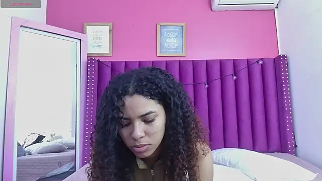 littleebonny online show from 03/26/26, 12:33