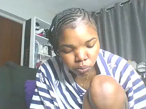 sweet bigclit online show from 10/15/25, 05:18