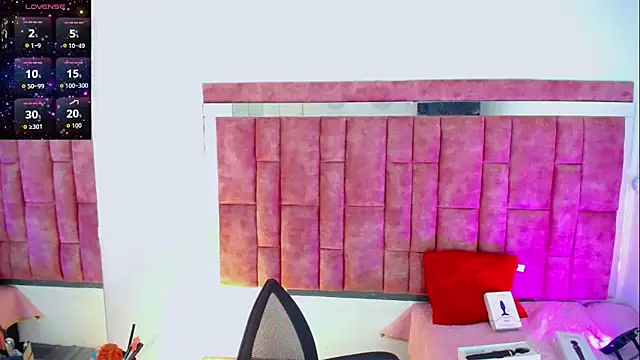 KayleighDreams  online show from 04/12/26, 03:11