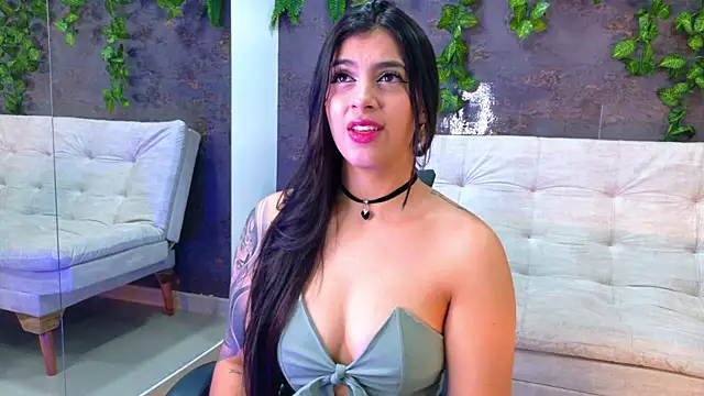 emily jones 1 online show from 11/14/25, 11:42