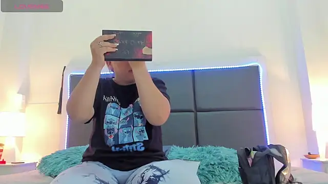 Aslhyn Gomez online show from 09/15/25, 06:08