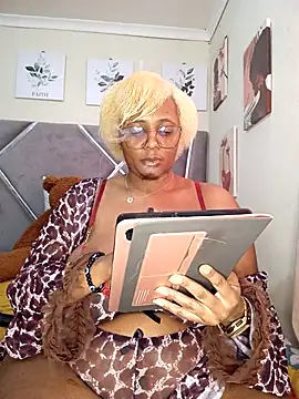 CocoBootyyy online show from 09/11/25, 05:51