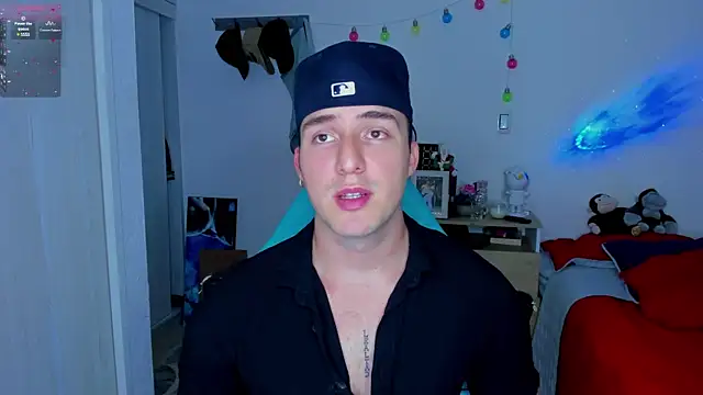 liam oficial02 online show from 01/21/25, 04:10