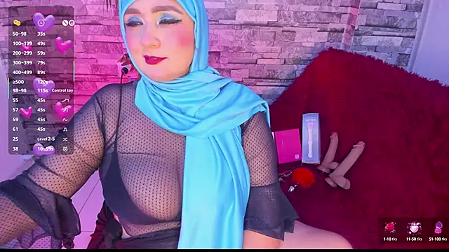 Snapshot of HijabiMilf chatting on 09/25/25, 02:10 HijabiMilf online show from 09/25/25, 02:10