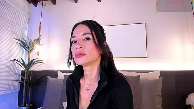 AgattaDuque online show from 06/02/26, 08:11