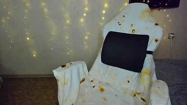 Milafoxxxy online show from 01/12/26, 12:54