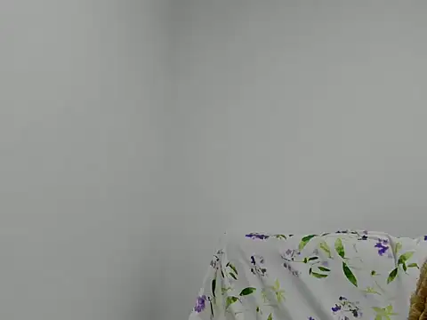 Snapshot of SamanthaBeke chatting on 04/30/26, 11:38 SamanthaBeke online show from 04/30/26, 11:38
