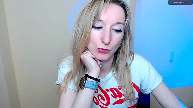 AmandaSell online show from 05/11/26, 02:45