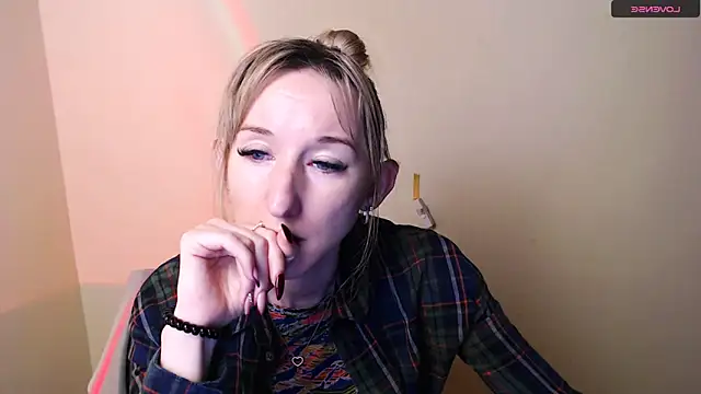 AmandaSell online show from 06/08/26, 06:47