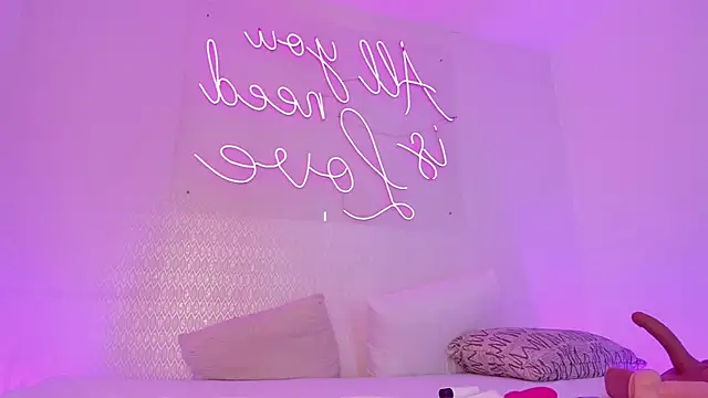 pamelaa vega online show from 03/19/25, 07:40