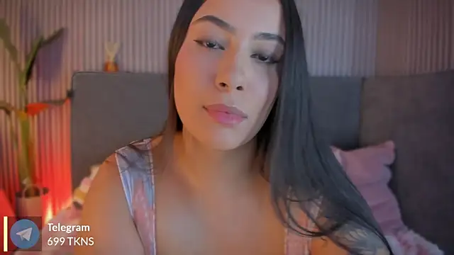 Snapshot of pamelaa_vega chatting on 07/17/26, 07:19 pamelaa vega online show from 07/17/26, 07:19